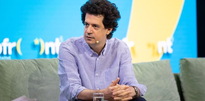Δελτίο Τύπου – Κωνσταντίνος Δασκαλάκης: Η Τεχνητή Νοημοσύνη και οι κίνδυνοι της χρήσης της Δελτίο Τύπου - Κωνσταντίνος Δασκαλάκης: Η Τεχνητή Νοημοσύνη και οι κίνδυνοι της χρήσης της
