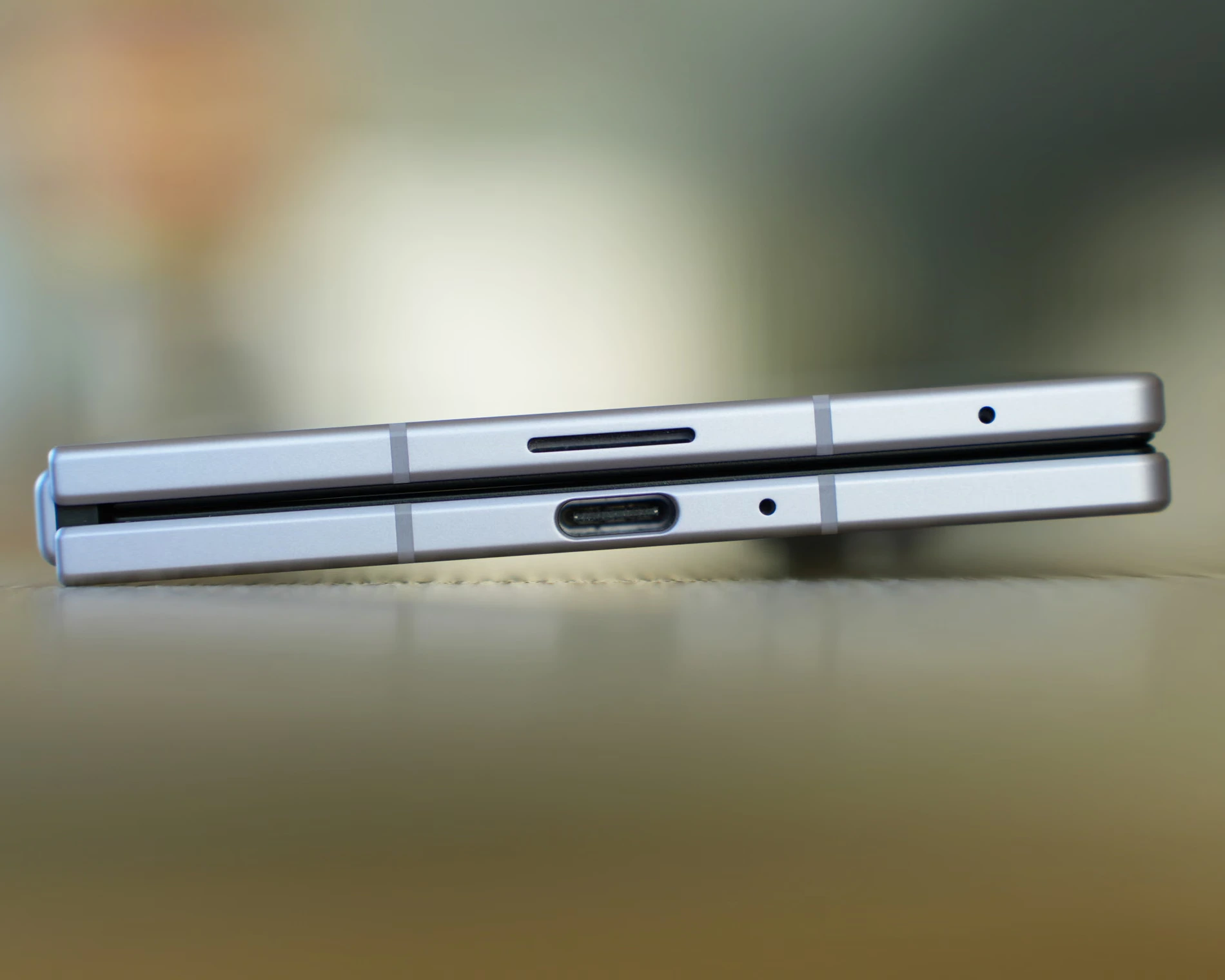 Galaxy Z Fold 8: Το πιο περίεργο foldable της Samsung αξίζει τα λεφτά του; Galaxy Z Fold 8: Το πιο περίεργο foldable της Samsung αξίζει τα λεφτά του;