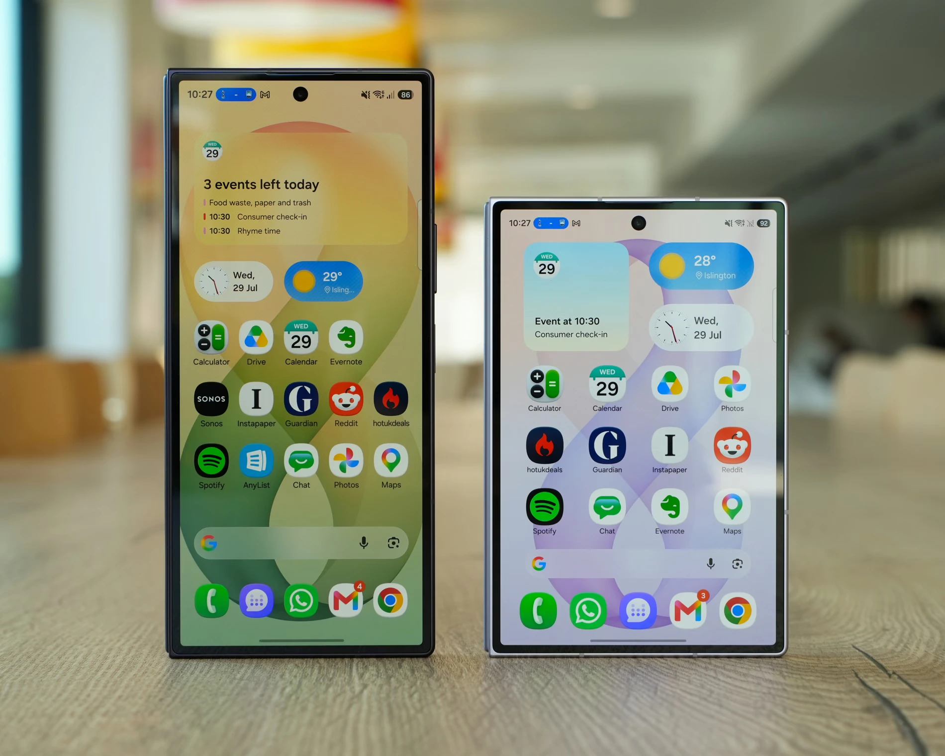 Galaxy Z Fold 8: Το πιο περίεργο foldable της Samsung αξίζει τα λεφτά του; Galaxy Z Fold 8: Το πιο περίεργο foldable της Samsung αξίζει τα λεφτά του;
