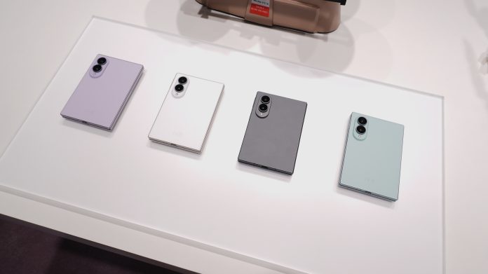 Galaxy Z Fold 8: Η Samsung αυξάνει την παραγωγή κατά 1 εκατ. μονάδες Galaxy Z Fold 8: Η Samsung αυξάνει την παραγωγή κατά 1 εκατ. μονάδες