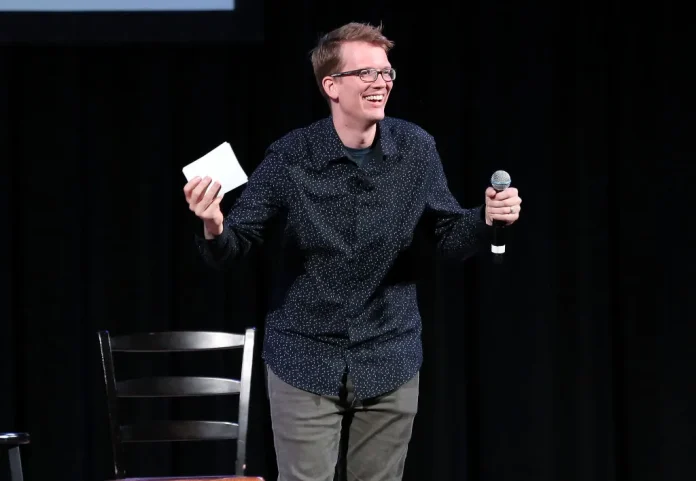 YouTuber Hank Green: «Η χρήση AI που κάνω δεν είναι υγιής» YouTuber Hank Green: «Η χρήση AI που κάνω δεν είναι υγιής»