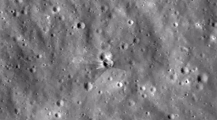 Σεληνιακός κρατήρας SpaceX: Η αποκάλυψη της NASA για το Falcon 9 Σεληνιακός κρατήρας SpaceX: Η αποκάλυψη της NASA για το Falcon 9
