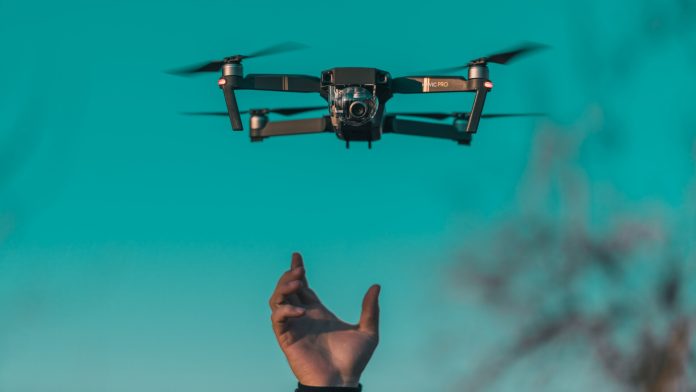Καύσωνας στη Νότια Κορέα: Drones σώζουν ηλικιωμένους Καύσωνας στη Νότια Κορέα: Drones σώζουν ηλικιωμένους
