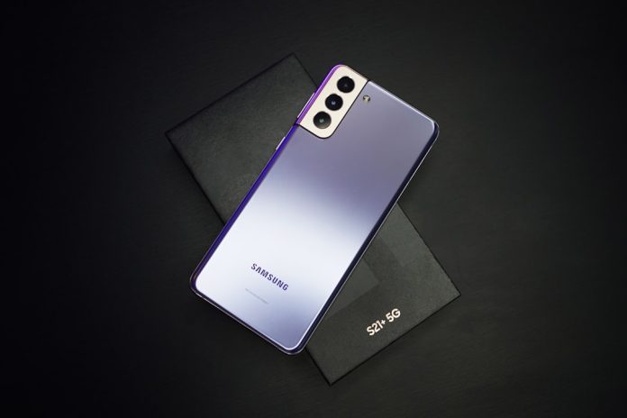 Galaxy S26 FE: Exynos και Qualcomm μαζί στη συνδεσιμότητα Galaxy S26 FE: Exynos και Qualcomm μαζί στη συνδεσιμότητα