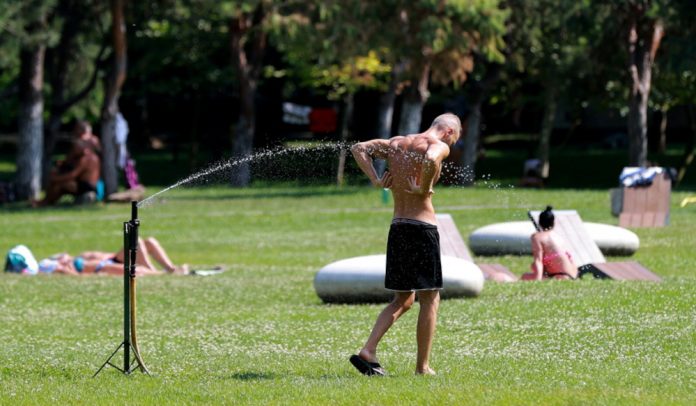 Ζέστη και ηλικιωμένοι: Νέα μελέτη δείχνει μεγαλύτερη απειλή Ζέστη και ηλικιωμένοι: Νέα μελέτη δείχνει μεγαλύτερη απειλή